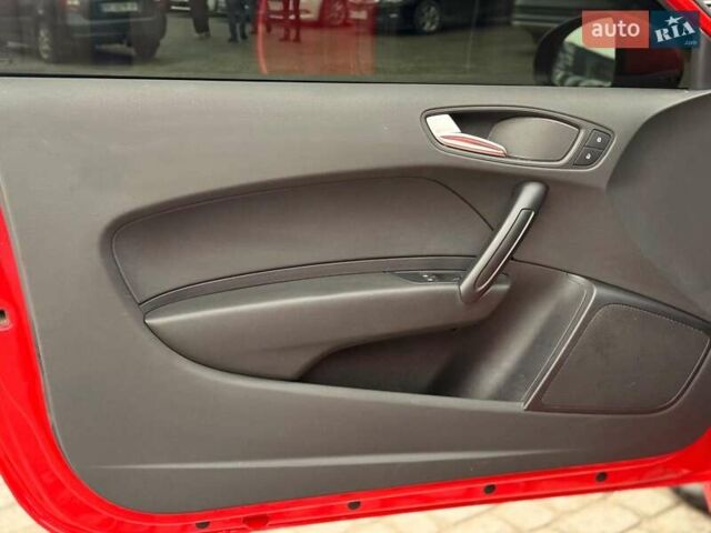 Красный Ауди А3, объемом двигателя 1.6 л и пробегом 211 тыс. км за 8290 $, фото 14 на Automoto.ua