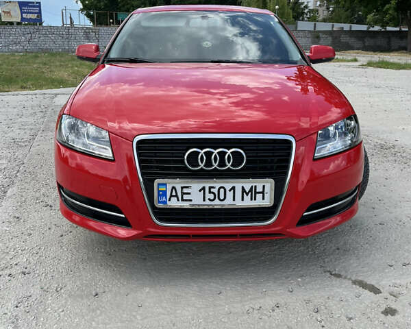 Красный Ауди А3, объемом двигателя 1.2 л и пробегом 155 тыс. км за 8300 $, фото 1 на Automoto.ua