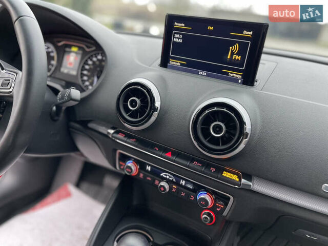 Красный Ауди А3, объемом двигателя 1.4 л и пробегом 131 тыс. км за 14500 $, фото 24 на Automoto.ua