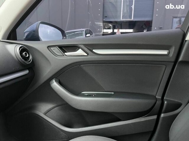 Червоний Ауді А3, об'ємом двигуна 3 л та пробігом 167 тис. км за 16690 $, фото 28 на Automoto.ua