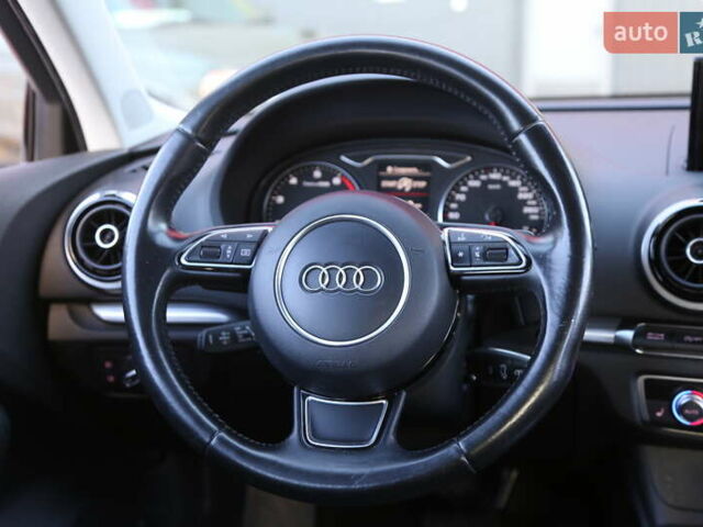 Красный Ауди А3, объемом двигателя 1.8 л и пробегом 193 тыс. км за 13200 $, фото 15 на Automoto.ua