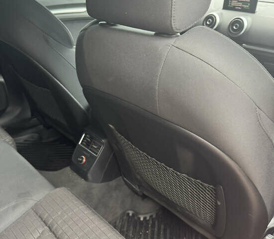 Червоний Ауді А3, об'ємом двигуна 1.4 л та пробігом 129 тис. км за 13400 $, фото 23 на Automoto.ua