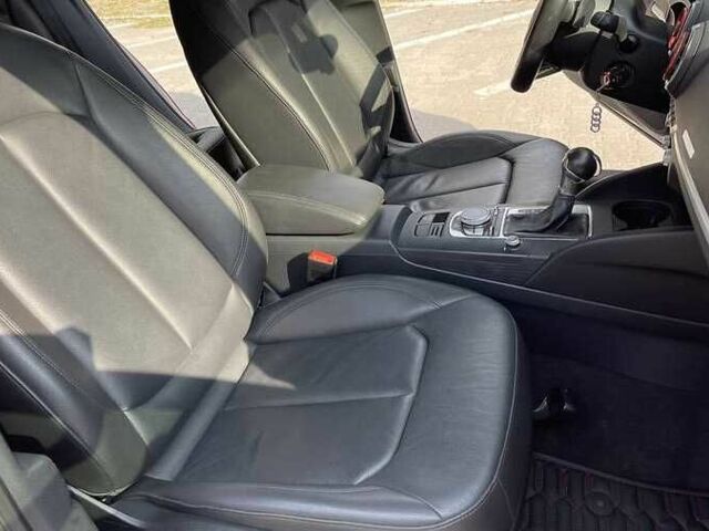 Ауді А3 2015 у Києві на Automoto.ua Червоний Ауді А3, об'ємом двигуна 2 л та пробігом 82 тис. км за 10500 $, фото 10 на Automoto.ua