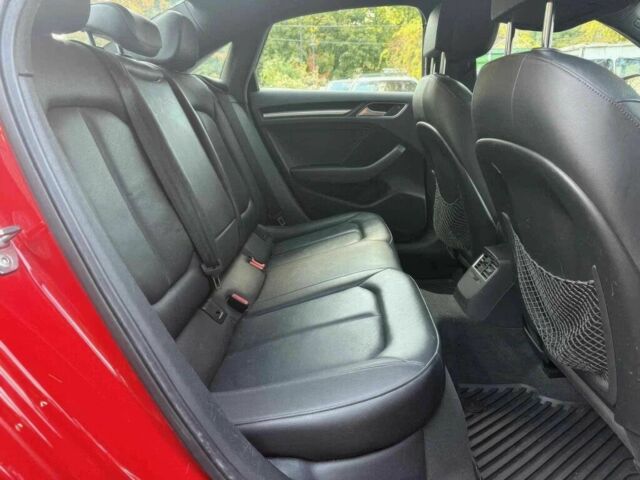 Червоний Ауді А3, об'ємом двигуна 2 л та пробігом 73 тис. км за 7300 $, фото 12 на Automoto.ua