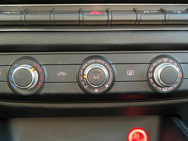 Красный Ауди А3, объемом двигателя 2 л и пробегом 38 тыс. км за 18800 $, фото 15 на Automoto.ua