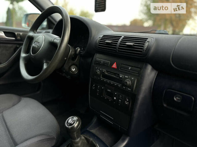 Ауди А3, объемом двигателя 1.6 л и пробегом 160 тыс. км за 4750 $, фото 37 на Automoto.ua