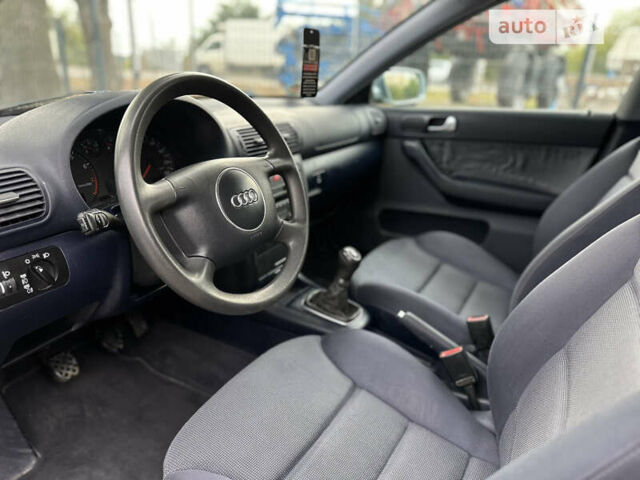 Ауди А3, объемом двигателя 1.6 л и пробегом 160 тыс. км за 4750 $, фото 22 на Automoto.ua
