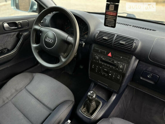 Ауди А3, объемом двигателя 1.6 л и пробегом 160 тыс. км за 4750 $, фото 38 на Automoto.ua