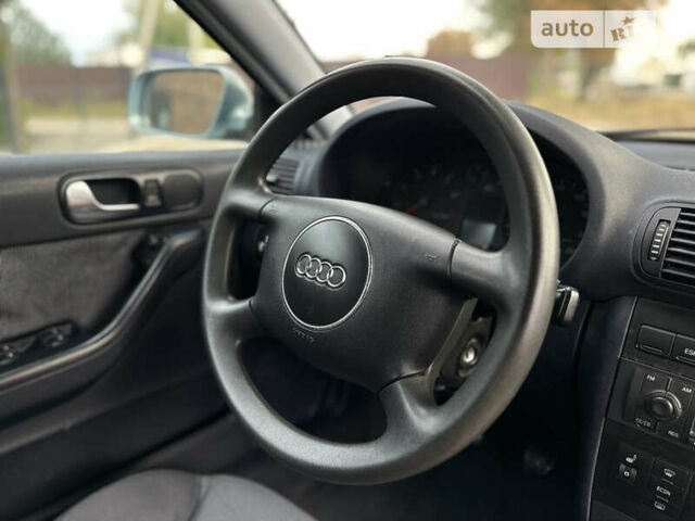 Ауди А3, объемом двигателя 1.6 л и пробегом 160 тыс. км за 4750 $, фото 39 на Automoto.ua