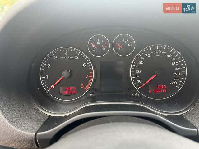 Ауди А3, объемом двигателя 1.6 л и пробегом 256 тыс. км за 5400 $, фото 11 на Automoto.ua