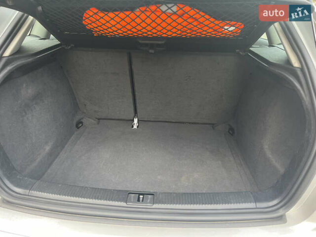 Ауди А3, объемом двигателя 1.6 л и пробегом 256 тыс. км за 5400 $, фото 15 на Automoto.ua