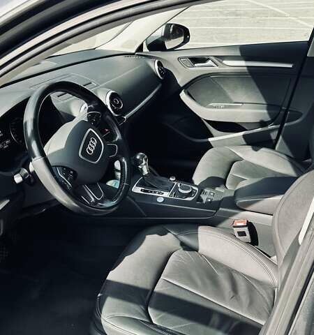 Ауди А3, объемом двигателя 1.6 л и пробегом 70 тыс. км за 17000 $, фото 3 на Automoto.ua