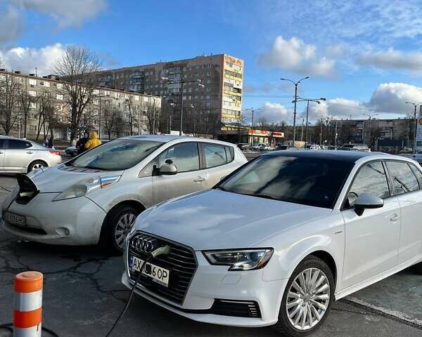 Ауди А3, объемом двигателя 1.4 л и пробегом 182 тыс. км за 20000 $, фото 35 на Automoto.ua