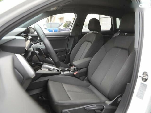 Ауди А3, объемом двигателя 0 л и пробегом 84 тыс. км за 31000 $, фото 4 на Automoto.ua