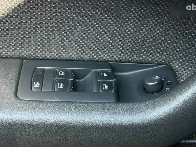 Ауди А3, объемом двигателя 1.9 л и пробегом 260 тыс. км за 7550 $, фото 23 на Automoto.ua