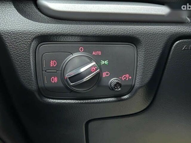 Ауди А3, объемом двигателя 1.6 л и пробегом 183 тыс. км за 14800 $, фото 19 на Automoto.ua