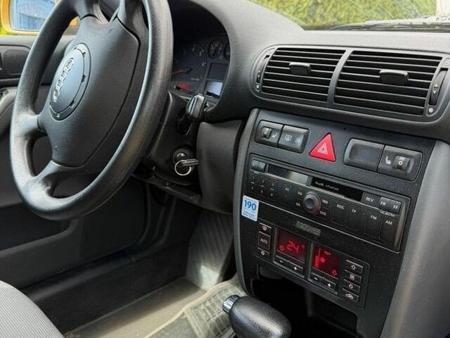Жовтий Ауді А3, об'ємом двигуна 1.6 л та пробігом 270 тис. км за 3900 $, фото 40 на Automoto.ua