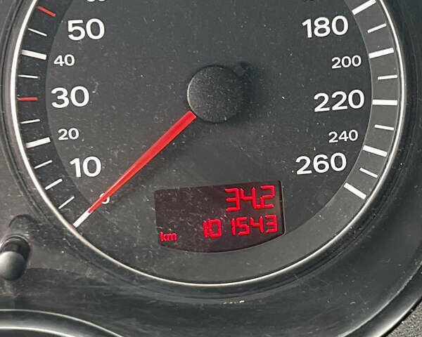 Желтый Ауди А3, объемом двигателя 1.6 л и пробегом 101 тыс. км за 8500 $, фото 17 на Automoto.ua