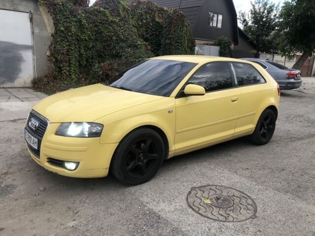 Желтый Ауди А3, объемом двигателя 1.6 л и пробегом 240 тыс. км за 5900 $, фото 2 на Automoto.ua