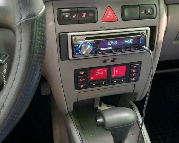 Ауди А3 1997 в Киеве на Automoto.ua Серый Ауди А3, объемом двигателя 1.6 л и пробегом 249 тыс. км за 3500 $, фото 7 на Automoto.ua