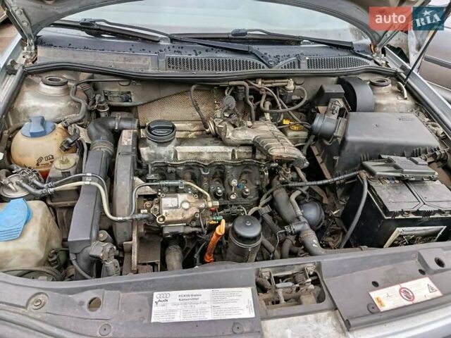 Серый Ауди А3, объемом двигателя 1.9 л и пробегом 200 тыс. км за 2900 $, фото 12 на Automoto.ua