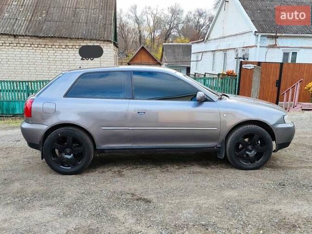 Сірий Ауді А3, об'ємом двигуна 1.8 л та пробігом 360 тис. км за 2850 $, фото 3 на Automoto.ua