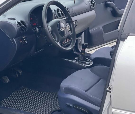 Серый Ауди А3, объемом двигателя 1.6 л и пробегом 250 тыс. км за 1900 $, фото 9 на Automoto.ua