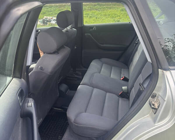 Ауди А3 2000 в Киеве на Automoto.ua Серый Ауди А3, объемом двигателя 1.6 л и пробегом 265 тыс. км за 4400 $, фото 8 на Automoto.ua