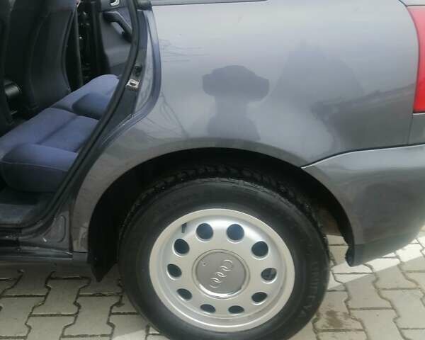 Серый Ауди А3, объемом двигателя 1.6 л и пробегом 269 тыс. км за 4350 $, фото 9 на Automoto.ua