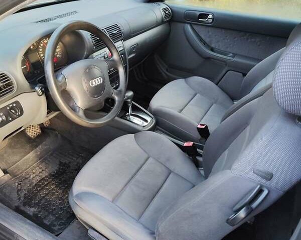 Серый Ауди А3, объемом двигателя 1.6 л и пробегом 218 тыс. км за 3800 $, фото 21 на Automoto.ua