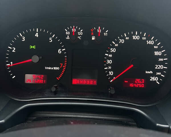Серый Ауди А3, объемом двигателя 1.6 л и пробегом 164 тыс. км за 4000 $, фото 6 на Automoto.ua