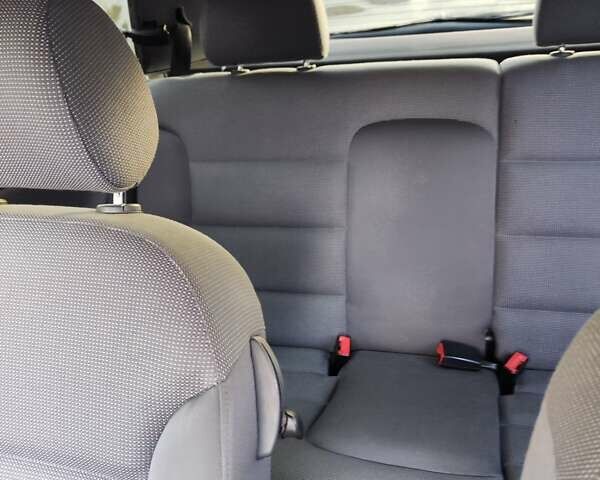 Серый Ауди А3, объемом двигателя 1.6 л и пробегом 218 тыс. км за 3800 $, фото 9 на Automoto.ua