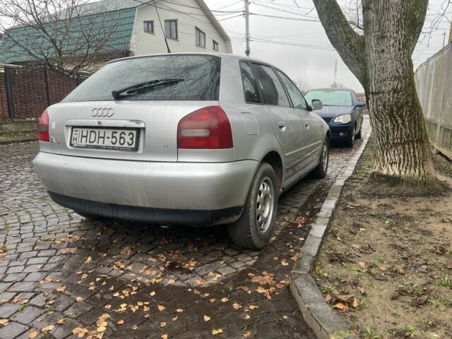 Серый Ауди А3, объемом двигателя 1.6 л и пробегом 250 тыс. км за 1900 $, фото 1 на Automoto.ua