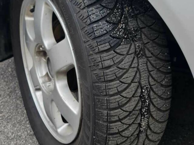 Серый Ауди А3, объемом двигателя 0 л и пробегом 233 тыс. км за 4999 $, фото 7 на Automoto.ua