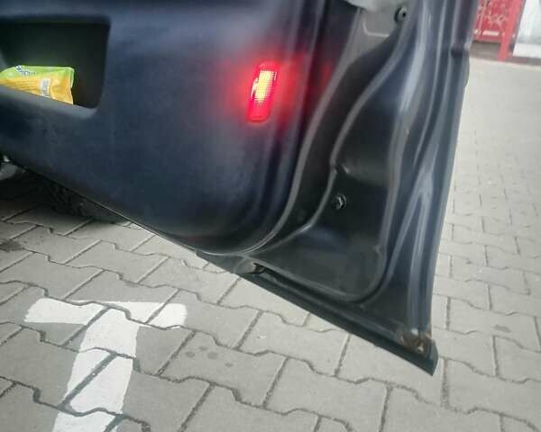 Серый Ауди А3, объемом двигателя 1.6 л и пробегом 269 тыс. км за 4350 $, фото 13 на Automoto.ua