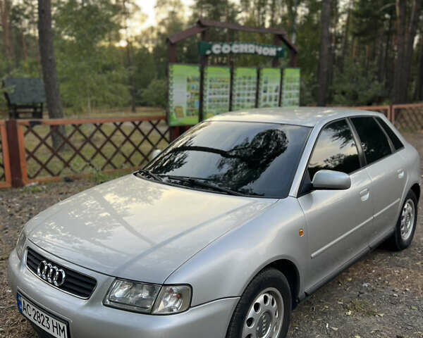 Серый Ауди А3, объемом двигателя 1.6 л и пробегом 164 тыс. км за 4000 $, фото 1 на Automoto.ua