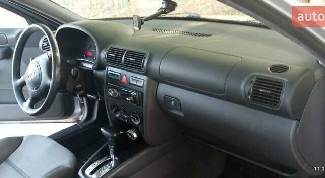 Серый Ауди А3, объемом двигателя 1.6 л и пробегом 190 тыс. км за 5500 $, фото 2 на Automoto.ua