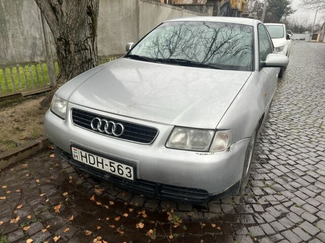 Серый Ауди А3, объемом двигателя 1.6 л и пробегом 250 тыс. км за 1900 $, фото 4 на Automoto.ua