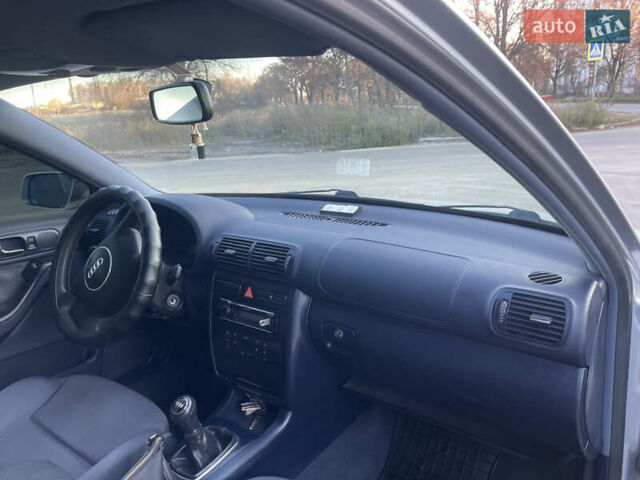 Серый Ауди А3, объемом двигателя 1.6 л и пробегом 265 тыс. км за 4500 $, фото 25 на Automoto.ua