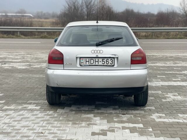 Серый Ауди А3, объемом двигателя 1.6 л и пробегом 286 тыс. км за 1600 $, фото 2 на Automoto.ua