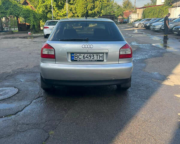 Ауди А3 2001 в Львове на Automoto.ua Серый Ауди А3, объемом двигателя 1.6 л и пробегом 246 тыс. км за 3900 $, фото 3 на Automoto.ua