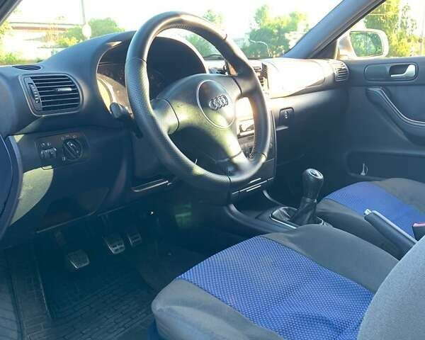 Серый Ауди А3, объемом двигателя 1.78 л и пробегом 262 тыс. км за 4500 $, фото 21 на Automoto.ua