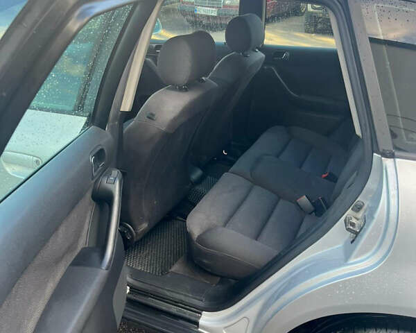 Ауди А3 2001 в Львове на Automoto.ua Серый Ауди А3, объемом двигателя 1.6 л и пробегом 246 тыс. км за 3900 $, фото 6 на Automoto.ua