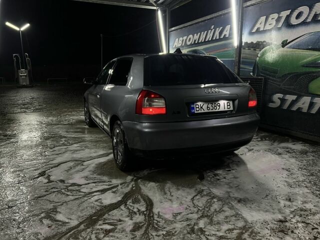 Серый Ауди А3, объемом двигателя 1.6 л и пробегом 248 тыс. км за 2700 $, фото 2 на Automoto.ua