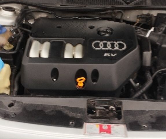 Сірий Ауді А3, об'ємом двигуна 1.8 л та пробігом 350 тис. км за 2700 $, фото 7 на Automoto.ua