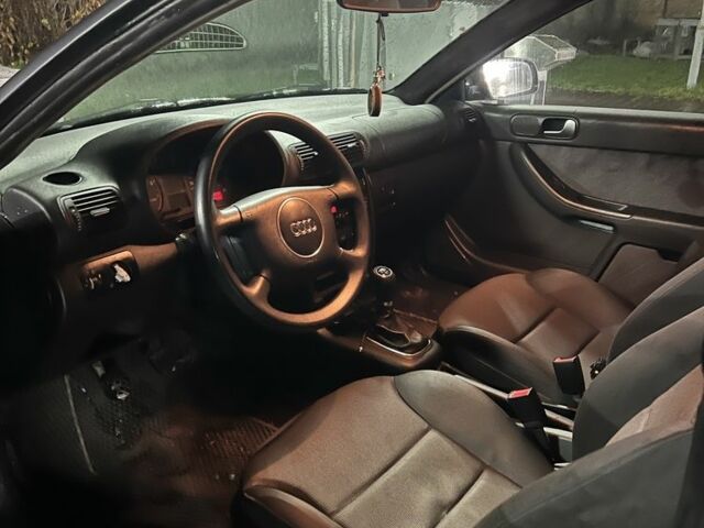 Серый Ауди А3, объемом двигателя 1.6 л и пробегом 248 тыс. км за 2700 $, фото 6 на Automoto.ua