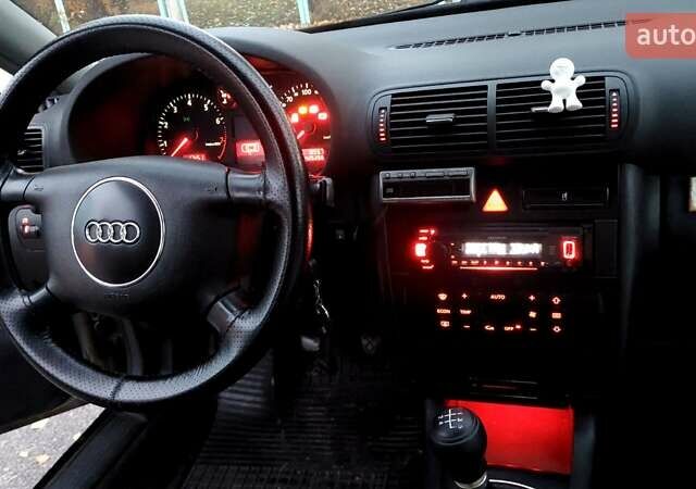 Ауди А3 2001 в Черкассах на Automoto.ua Серый Ауди А3, объемом двигателя 1.6 л и пробегом 310 тыс. км за 3450 $, фото 2 на Automoto.ua