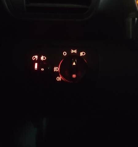 Сірий Ауді А3, об'ємом двигуна 1.6 л та пробігом 176 тис. км за 4800 $, фото 1 на Automoto.ua