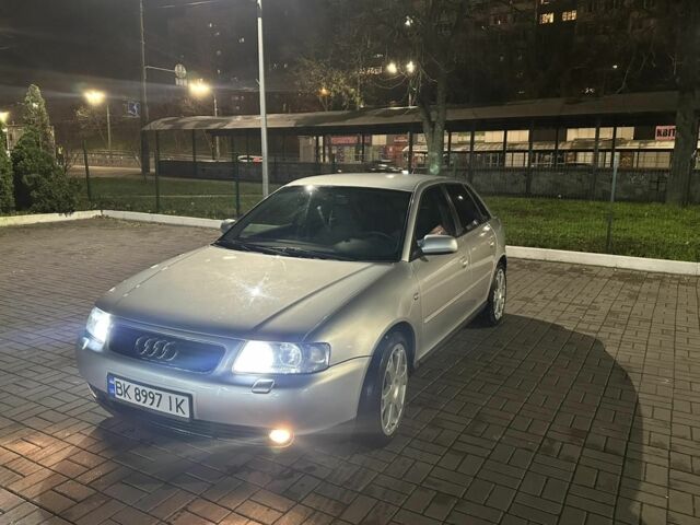 Сірий Ауді А3, об'ємом двигуна 1.8 л та пробігом 250 тис. км за 4966 $, фото 1 на Automoto.ua