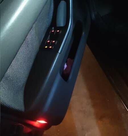 Сірий Ауді А3, об'ємом двигуна 1.6 л та пробігом 176 тис. км за 4800 $, фото 2 на Automoto.ua